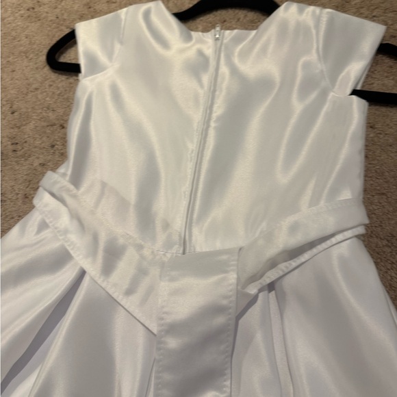 Elegant White Kids Dress - Picture 7 of 14